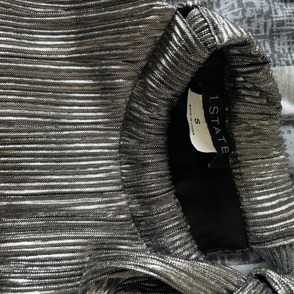 Silver Halter Top with knot (BRAND NEW w/ tag) - Picture 2 of 4